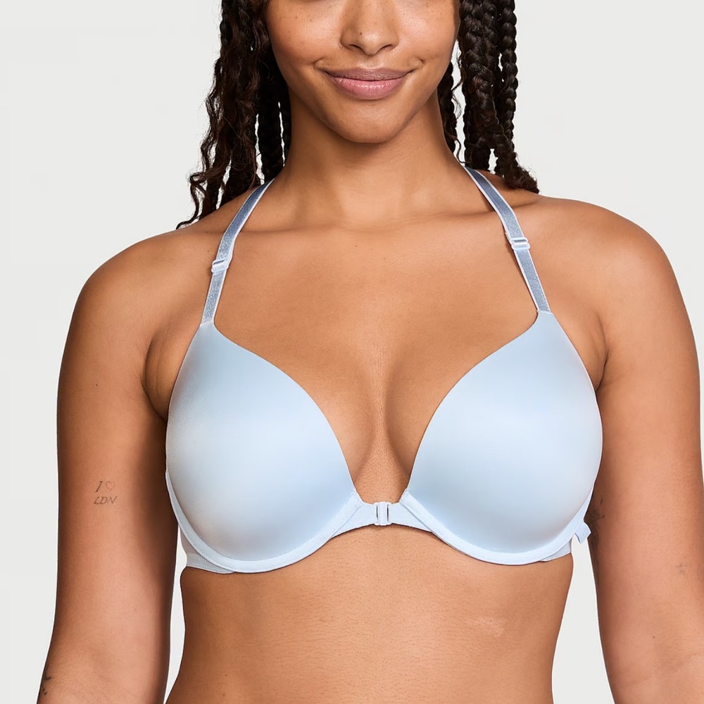 NWT Victoria Secret 34DD Powder Blue Underwire Bra with Adjustable Straps